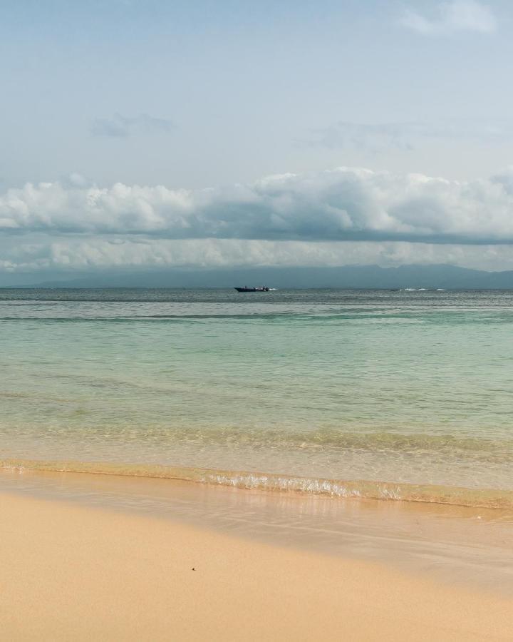 Evasion En Plein Coeur De La Ville T2 Jacuzzis Sauna Et Piscine Au Centre De Port-Louis Εξωτερικό φωτογραφία